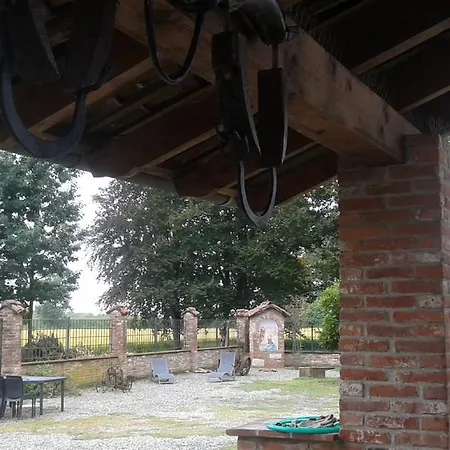 Bed and breakfast Cascina Baraggione Granozzo con Monticello