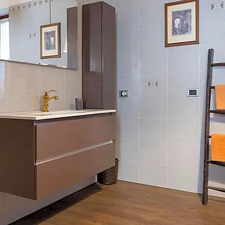 Cascina Baraggione Bed & Breakfast Granozzo con Monticello