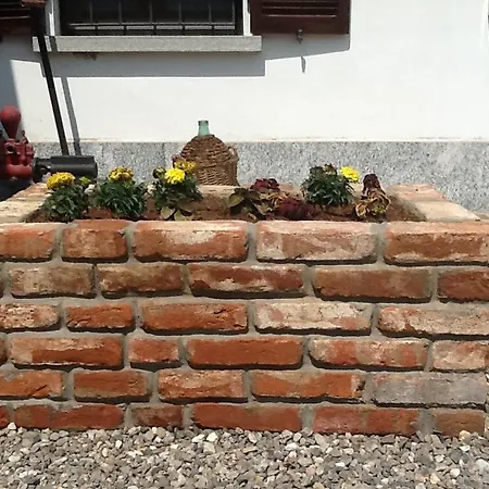 Cascina Baraggione Bed & Breakfast