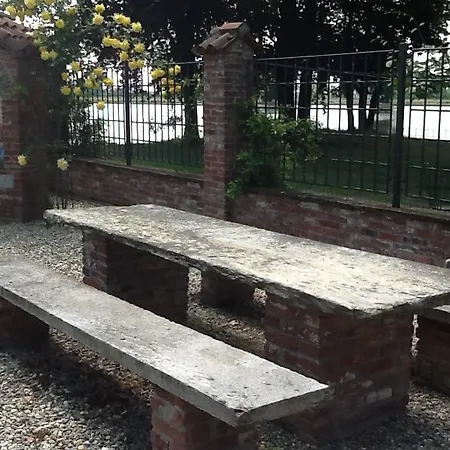 Cascina Baraggione 3* Granozzo con Monticello