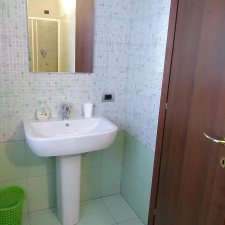 Cascina Baraggione Bed and breakfast 3*