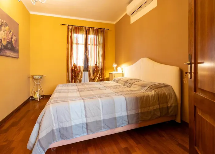 Cascina Baraggione Bed & Breakfast Granozzo con Monticello